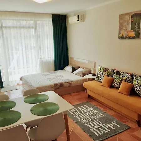 Sun Wave Studio 77 Near Sea Apartman *